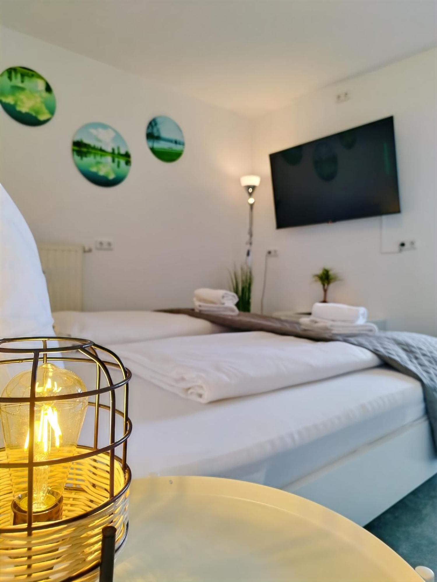 Seeblickapartment Fuer Bis Zu 12, Nuernberg & Schwabach In 30-35 Minuten Zu Erreichen, Sauna, Arbeitsplatz, Dachterrasse & Grill Spalt Eksteriør billede