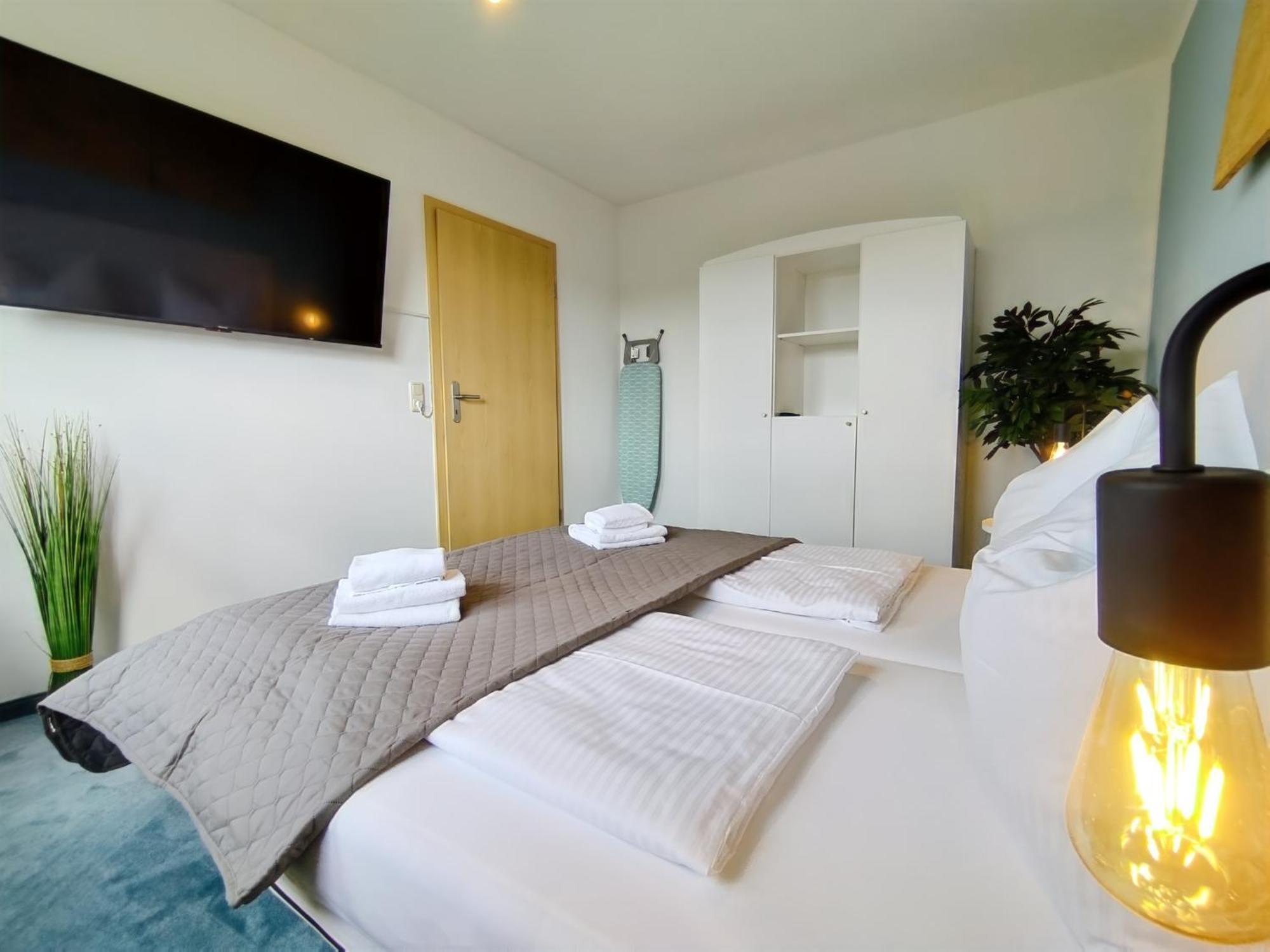 Seeblickapartment Fuer Bis Zu 12, Nuernberg & Schwabach In 30-35 Minuten Zu Erreichen, Sauna, Arbeitsplatz, Dachterrasse & Grill Spalt Eksteriør billede